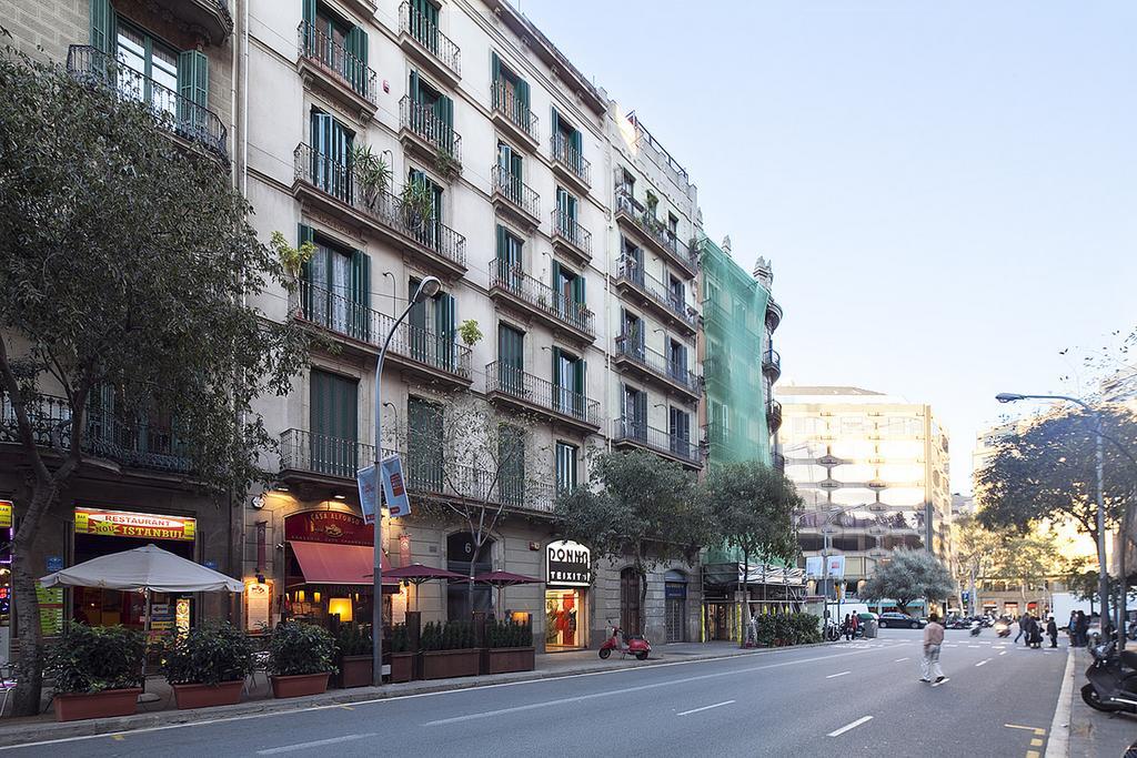 Stay U-Nique Apartments Urquinaona II Barcelona Bagian luar foto
